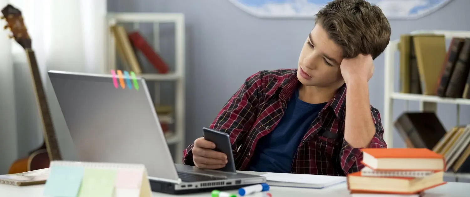 6 façons d'aider votre enfant a surmonter la procrastination - Tuteurcps